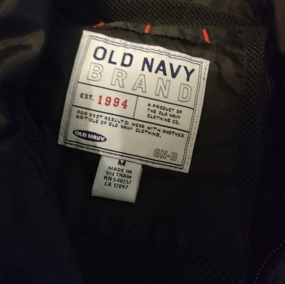 Old Navy windbreaker jacket. XL - Picture 4 of 13